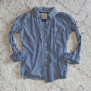 Juniors Blue and White Striped Button-Up Shirt